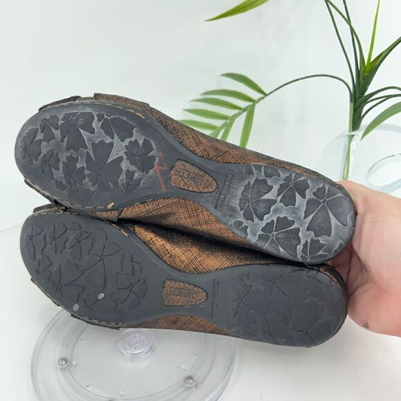Born Women's Lilly Ballet Flat Size 9 Brown Metallic Leather Knot Bow Shoes - Picture 12 of 16